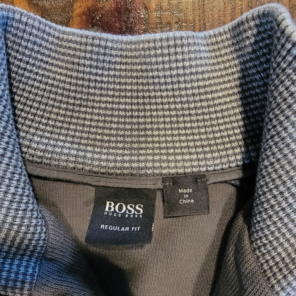 HUGO BOSS Men's 4 Button Pullover Sweater‎ Size M Gray - Picture 4 of 5